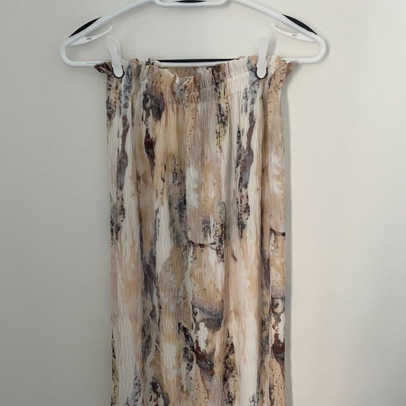 High waisted midi skirt - only worn once - Picture 5 of 6